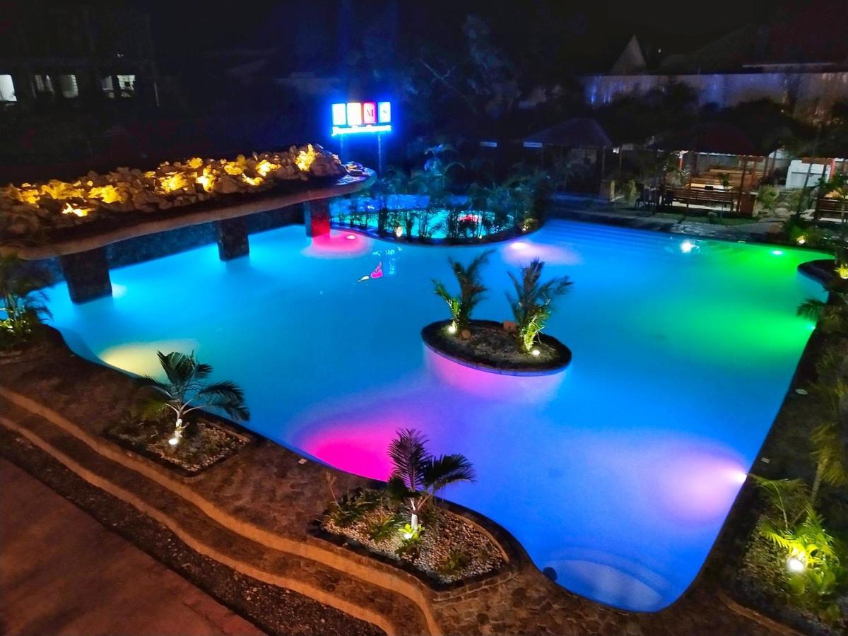 Gem'S Paradise Resort Cebu Exteriör bild