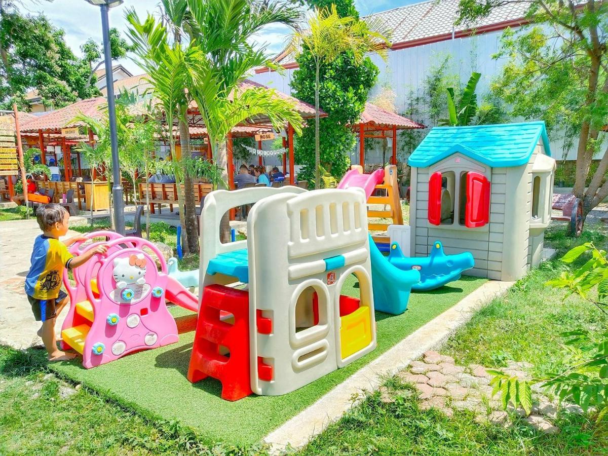 Gem'S Paradise Resort Cebu Exteriör bild